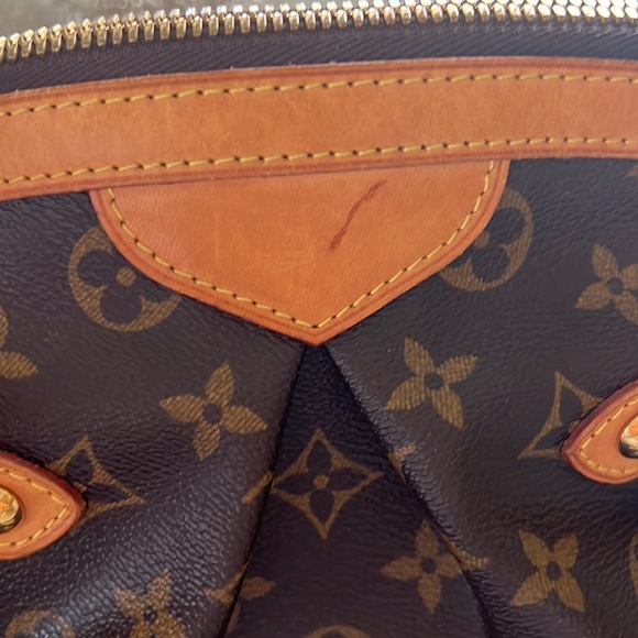 Authentic Louis Vuitton Monogram Tivoli GM Hand Tote Bag - Picture 9 of 12
